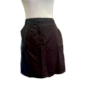 White Stag black cotton/spandex size 12 skirt with front pockets and zipper